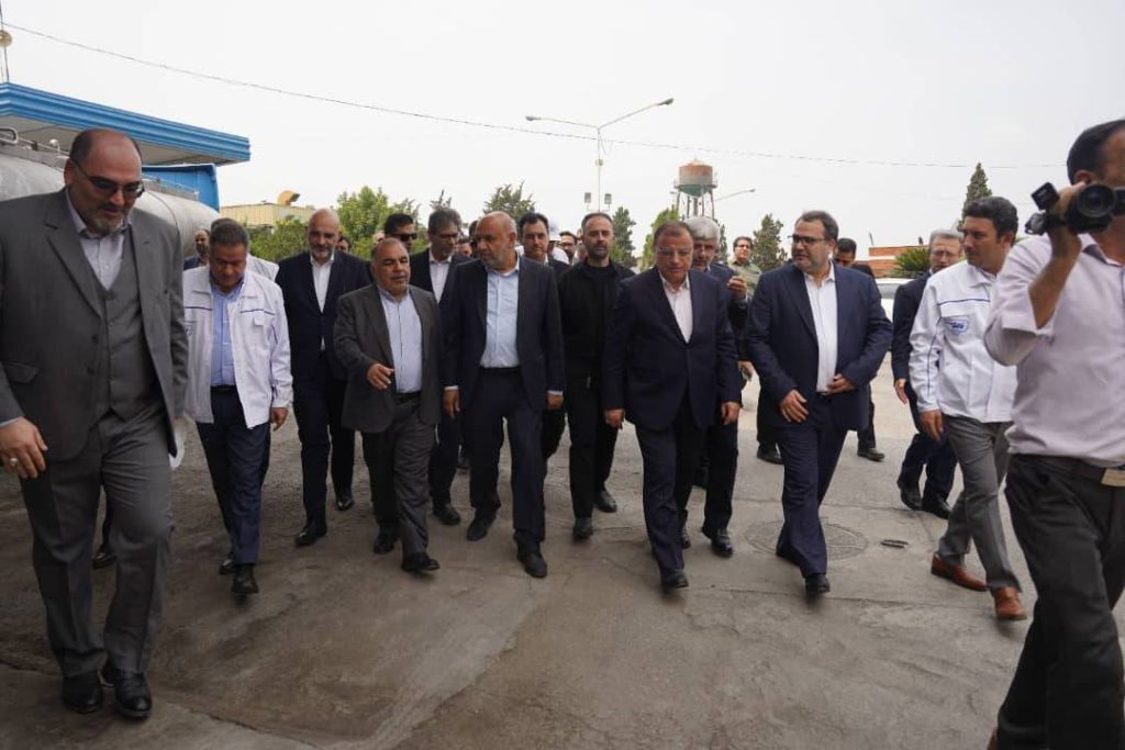 بازدید وزیر تعاون، کار و رفاه اجتماعی از ظرفیت‌های تولیدی شرکت پگاه گلستان